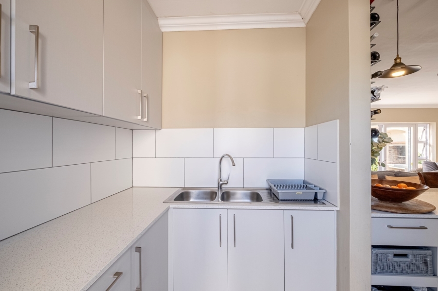4 Bedroom Property for Sale in Lovemore Park Eastern Cape